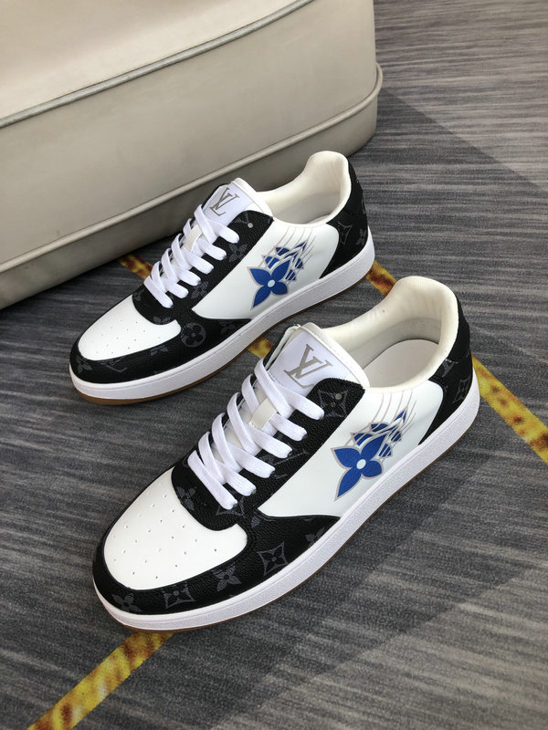 men LV shoes-279